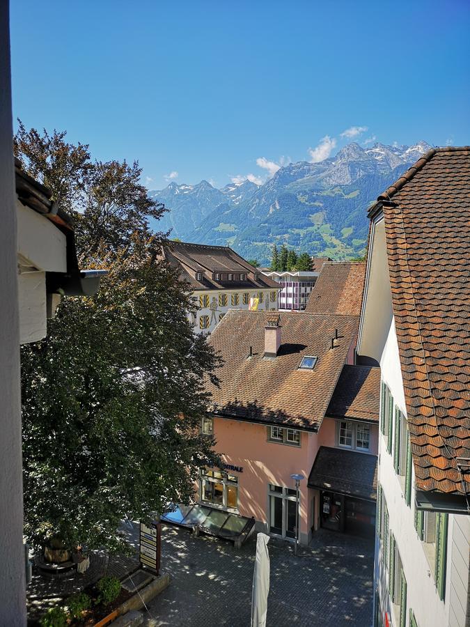 Hotel Restaurant Goldener Schluessel Altdorf Exterior photo